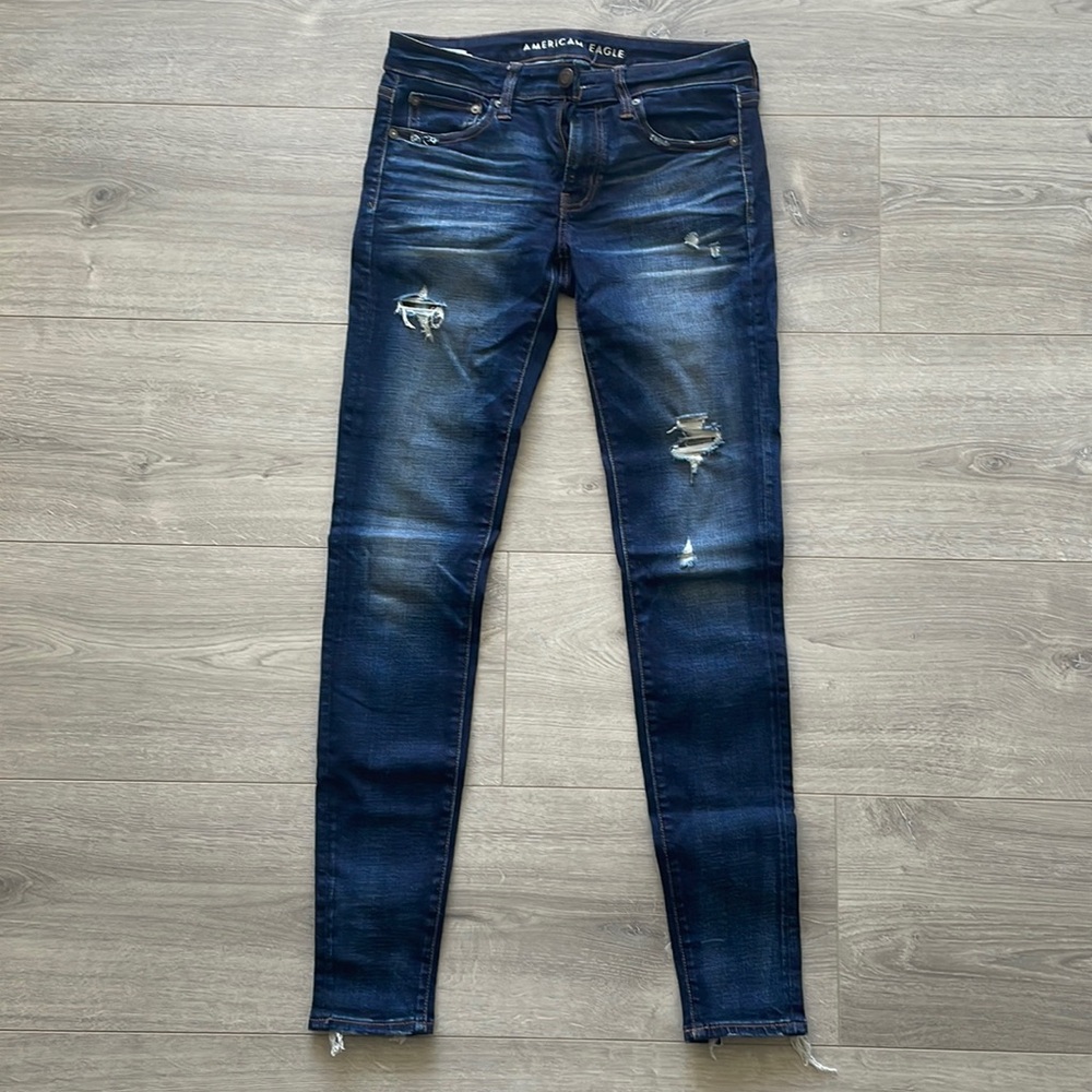 American Eagle skinny jeans